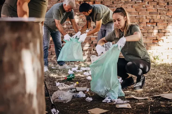 Leia mais sobre o artigo Reciclagem empreendedora: iniciativa qualifica mais de 200 catadores de resíduos em Brasília